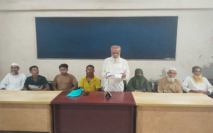 যশোরে বিদেশে পাঠানোর নামে ৩৬ লাখ টাকা  আত্মসাতের অভিযোগে সংবাদ সম্মেলন